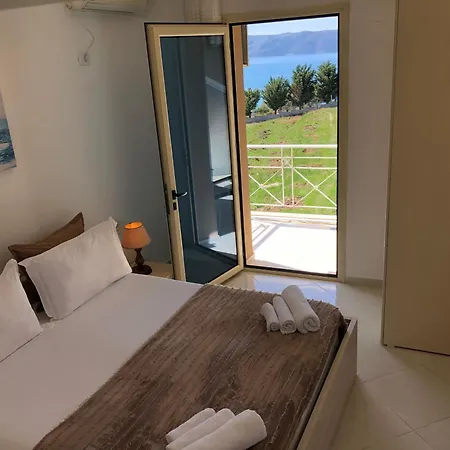 Ions Seaview Appartement *